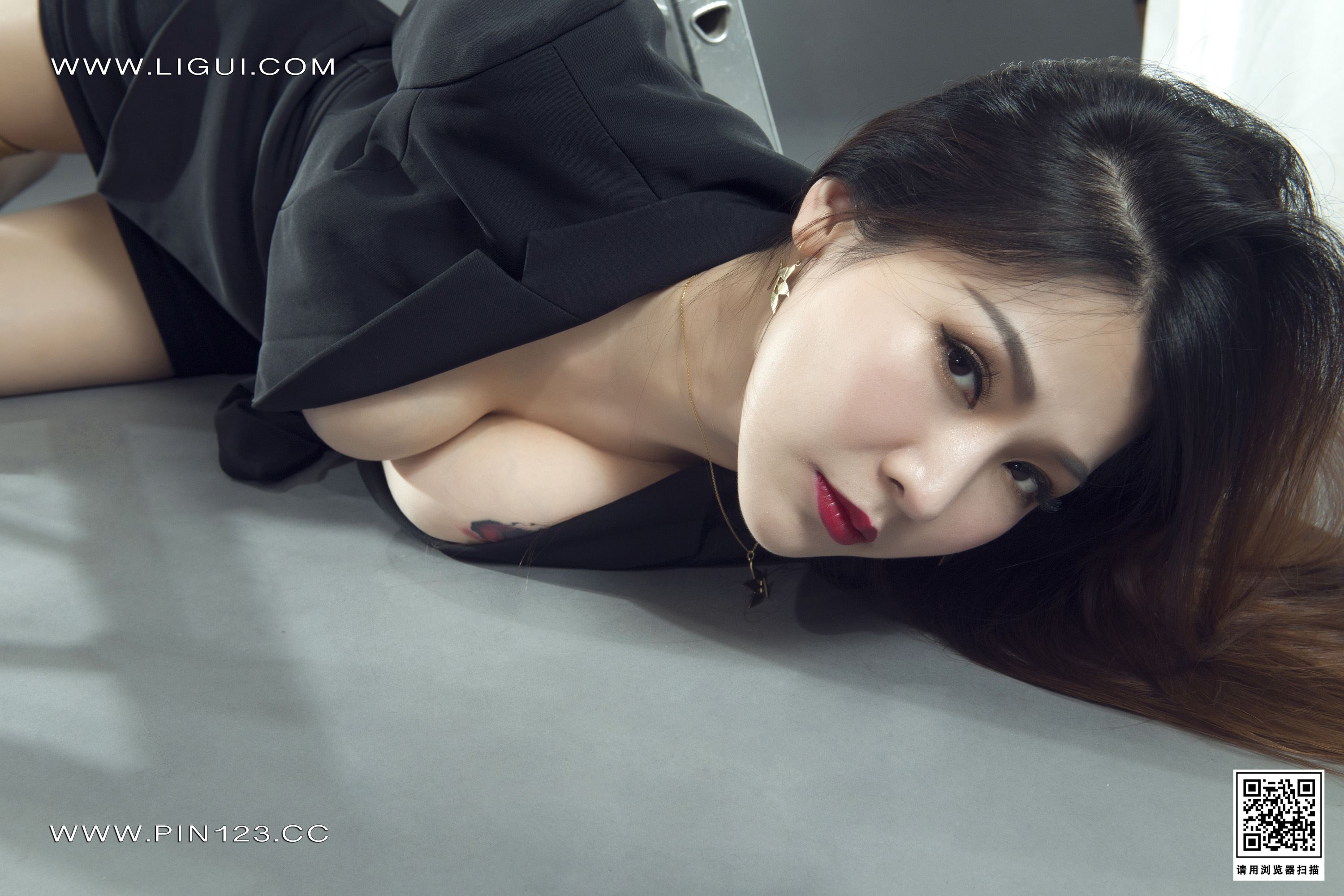 Ligui丽柜 2022.06.09《紧缚职女》文静